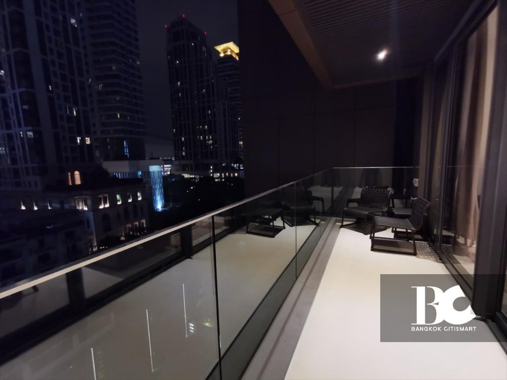 For SaleCondoSukhumvit, Asoke, Thonglor : Full Furnished, Private Elevator 2 bed Phrom Phong Area, close to BTS Phrom Phong and The Emquartier 081-245-7349