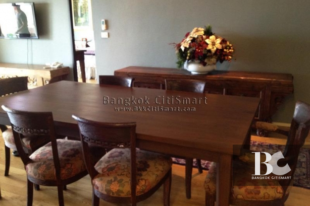 For SaleCondoSukhumvit, Asoke, Thonglor : Full Furnished and spacious 2 bed Phrom Phong Area, close to BTS Phrom Phong and The Emquartier 081-245-7349