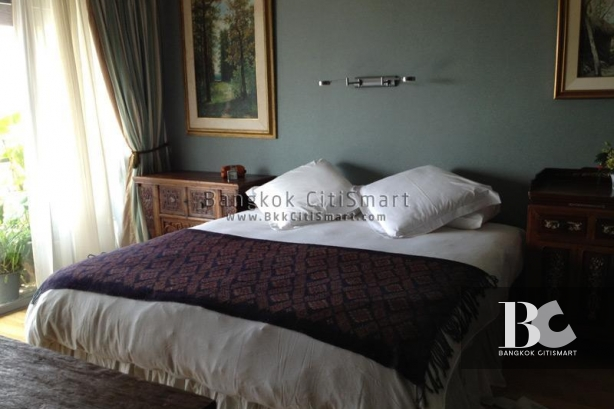 For SaleCondoSukhumvit, Asoke, Thonglor : Full Furnished and spacious 2 bed Phrom Phong Area, close to BTS Phrom Phong and The Emquartier 081-245-7349