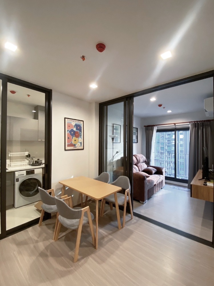 For SaleCondoRama9, Petchburi, RCA : **🌟✨ Life Asoke Hype: Condo in the heart of the city, in a potential location 📏 Usable area 36 sq m. ✨🌟**