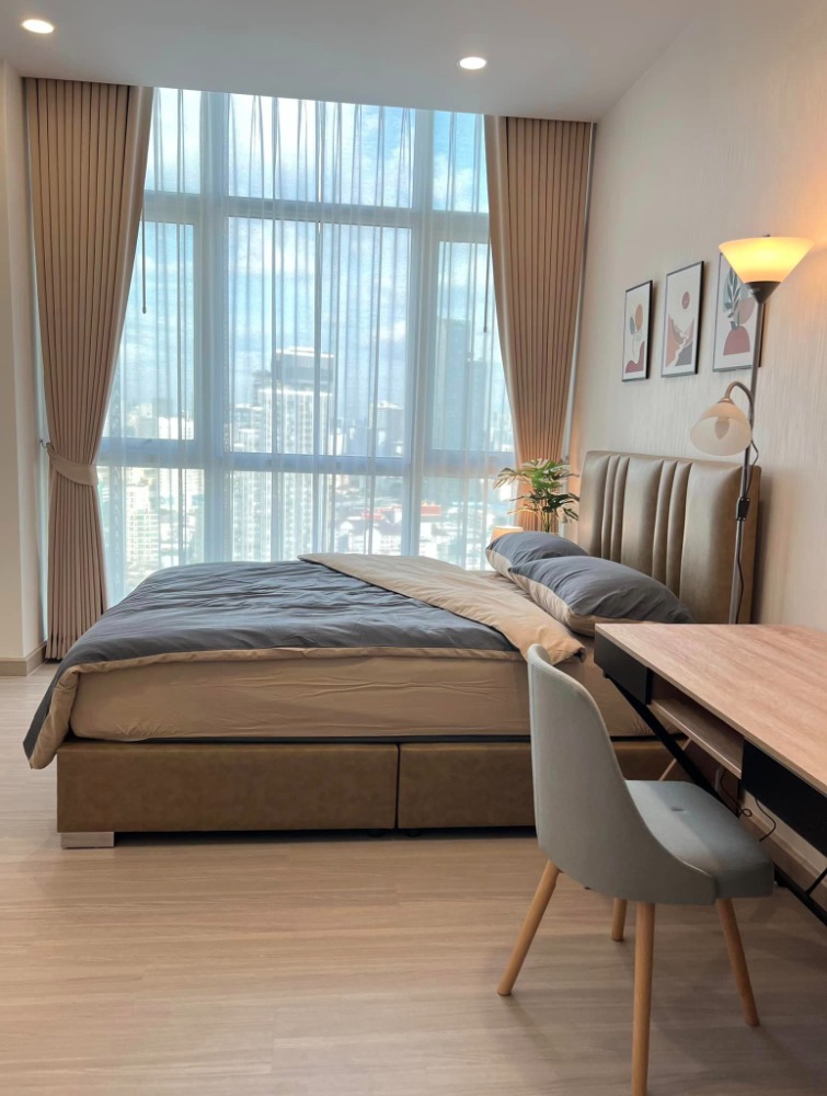 ให้เช่าคอนโดสยาม จุฬา สามย่าน : Supalai Premier Si Phraya Samyan【𝐑𝐄𝐍𝐓】🔥แต่งครบสไตล์มูจิ อบอุ่น ตอบโจทย์ทุกการอยู่อาศัย ด้วยบิ้วอินที่ลงตัวและพื้นที่ใช้งานหลากหลาย🔥 ติดต่อไลน์ไอดี: @hacondo