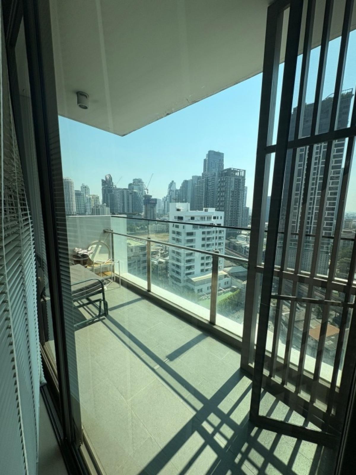 For RentCondoSukhumvit, Asoke, Thonglor : 𝐅𝐨𝐫 𝐑𝐞𝐧𝐭: Aequa Sukhumvit49 1Bed1bath 60sqm 55k Pet Friendly🐈