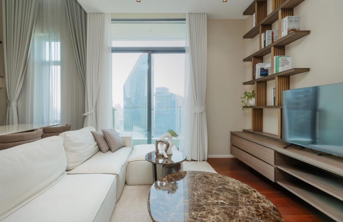 For SaleCondoSukhumvit, Asoke, Thonglor : Urgent sale!! Diplomat Sukhunvit 39 size 164 Sq.m Duplex 3 Bed 4 Bath only 65 MB!! Contact 086-795-9997 (Jimmy)