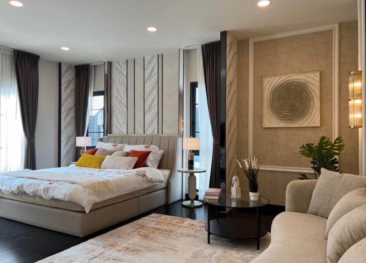 For SaleHouseBangna, Bearing, Lasalle : For sale: The City Bangna 2, size 500 Sq.m, 5 bed, 6 bath, only 48 MB, contact 086-795-9997