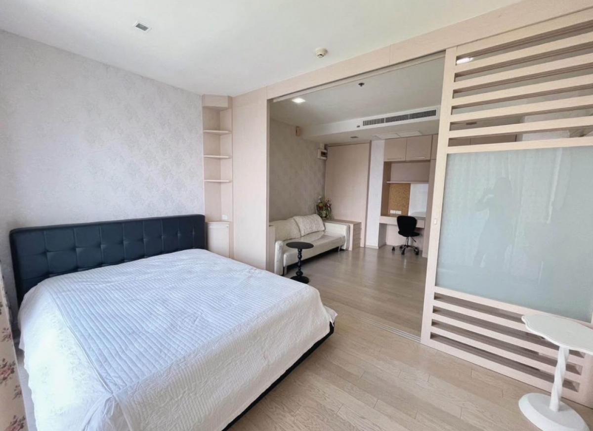 ขายคอนโดสุขุมวิท อโศก ทองหล่อ : ขายคอนโด Nobel Solo ขนาด 120 Sq.m 2 bed 2 bath เพียง 15.9 MB เท่านั้น!! ติดต่อ 086-795-9997 (จิมมี่)