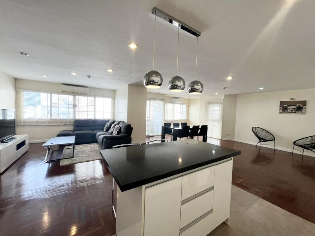 For RentCondoSilom, Saladaeng, Bangrak : Condo for rent, 🐶🐱 Pet-friendly 2 bedroom-suite at Silom Condominium, near BTS Sala Daeng