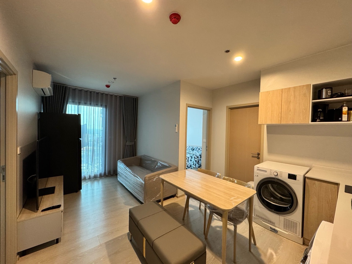 For RentCondoBangna, Bearing, Lasalle : For the new condo, Noble New Mega Plus, 20th floor, price 26,500 baht/month