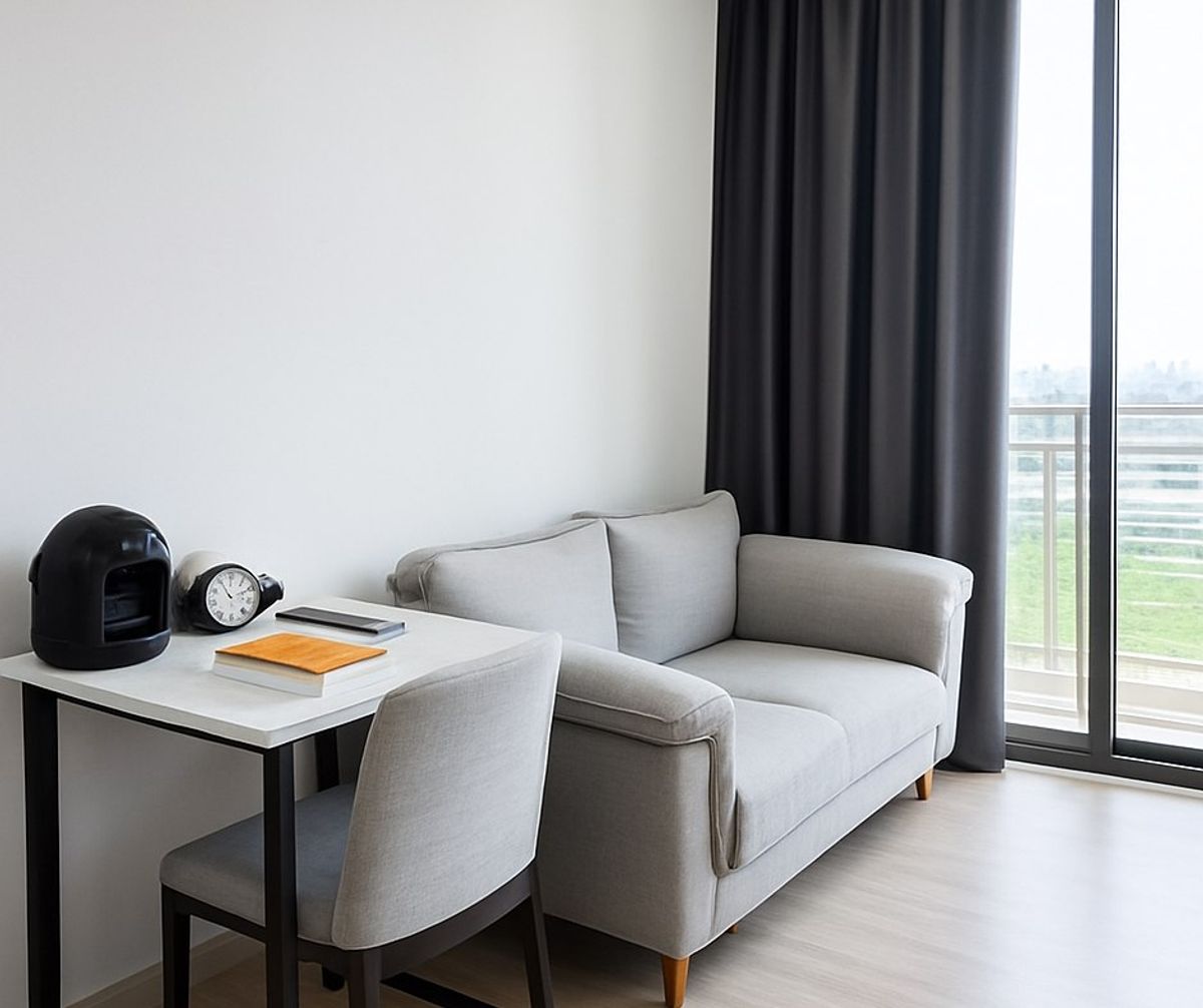 For SaleCondoSapankwai,Jatujak : 🔥 Dont miss out on this huge discount! 🔥 ​​🌆 High floor, beautiful view 🏙️ The Line Phahol-Pradipat 📍 1 bedroom | 1 bathroom | Size 37.5 sq.m. 💸 Selling for only 5,190,000 baht (negotiable!) 📞 Call: 086-746-8882 (K. Cooper)