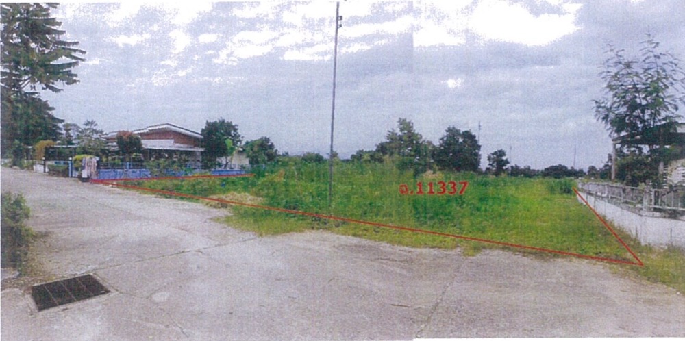 For SaleLandChiang Rai : Vacant land 8 rai 208 sq m with 3 houses, Mae Sai, Chiang Rai, near tourist attractions and economic markets