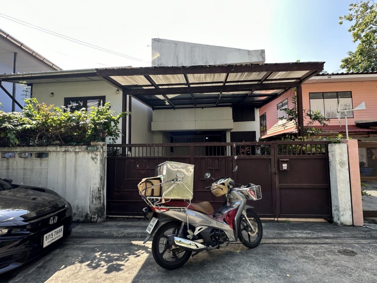 For SaleHouseRatchadapisek, Huaikwang, Suttisan : House for sale in Lat Phrao 48-Sutthisan