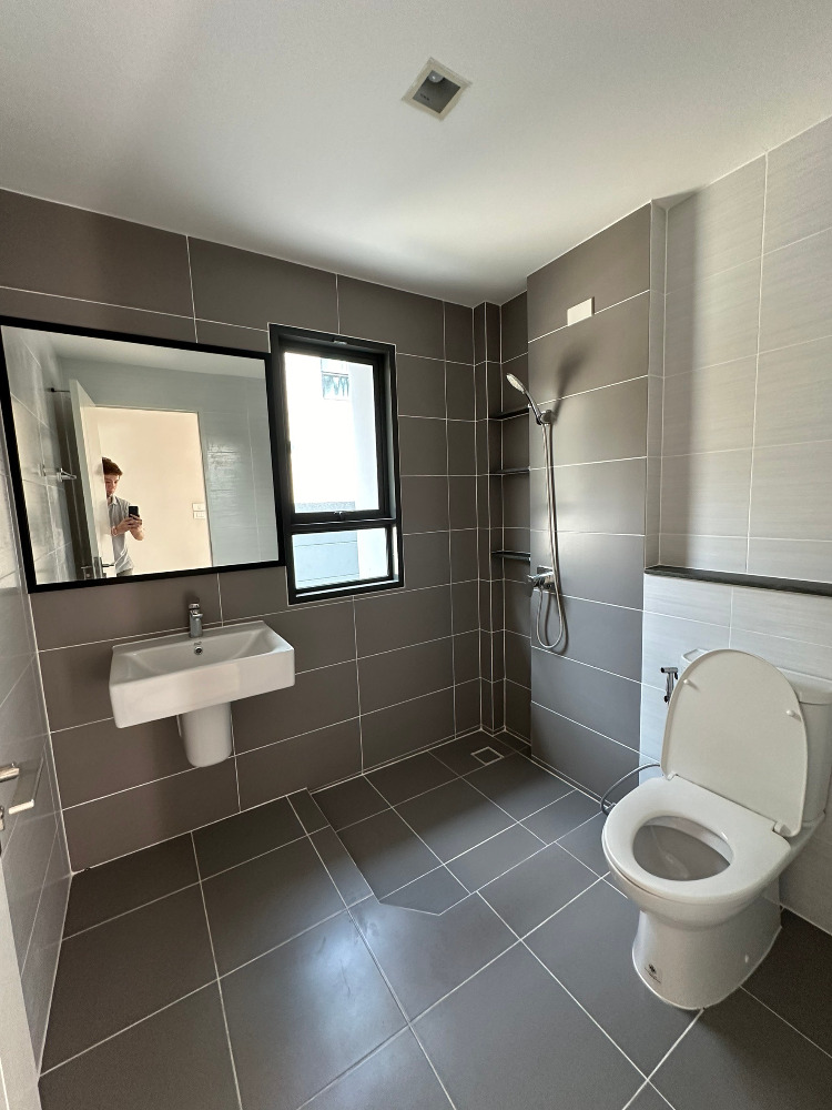 ขายบ้านมีนบุรี-ร่มเกล้า : โครงการ เวนิว พระราม9 (Venue Rama 9) วิวสวน