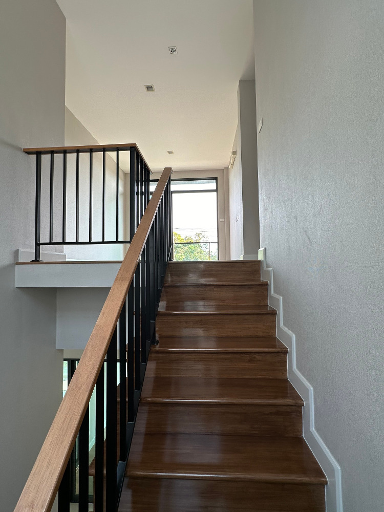 ขายบ้านมีนบุรี-ร่มเกล้า : โครงการ เวนิว พระราม9 (Venue Rama 9) วิวสวน