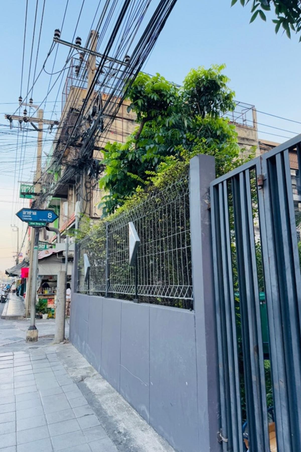 ขายคอนโดบางนา แบริ่ง ลาซาล : ศุภาลัย ซิตี้ รีสอร์ท สถานีแบริ่ง สุขุมวิท 105 ขายคอนโด ราคาพิเศษ ต่ำกว่าทุน! 🔥