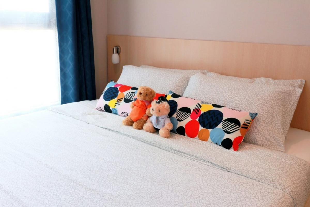 For RentCondoRama9, Petchburi, RCA : Condo for rent: Plum Ramkhamhaeng Station Building: Floor: 7 Room size: 27 sq m. Price 12,000 baht Nearby places: Airport link Ramkhamhaeng Station