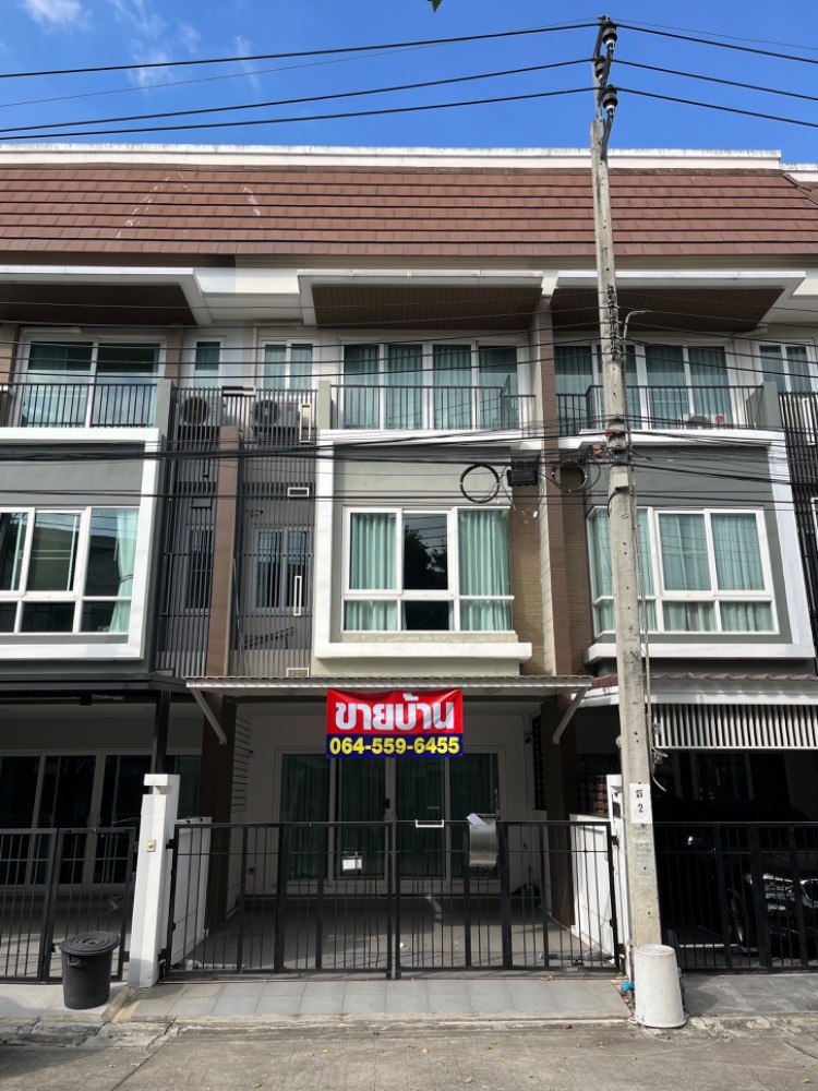 For SaleTownhomeThaphra, Talat Phlu, Wutthakat : Townhouse for sale, 3 floors, Urban Sathorn