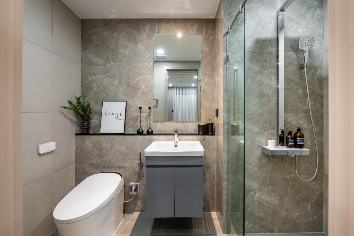 Sale DownCondoWongwianyai, Charoennakor : 🔥 Urgent! The hottest room, selling fast, full view of ICONSIAM + river!🎆 Watch New Year's fireworks from your private room immediately!🏢 1 Bedroom Plus, highest floor, this room has only 1 room per floor!