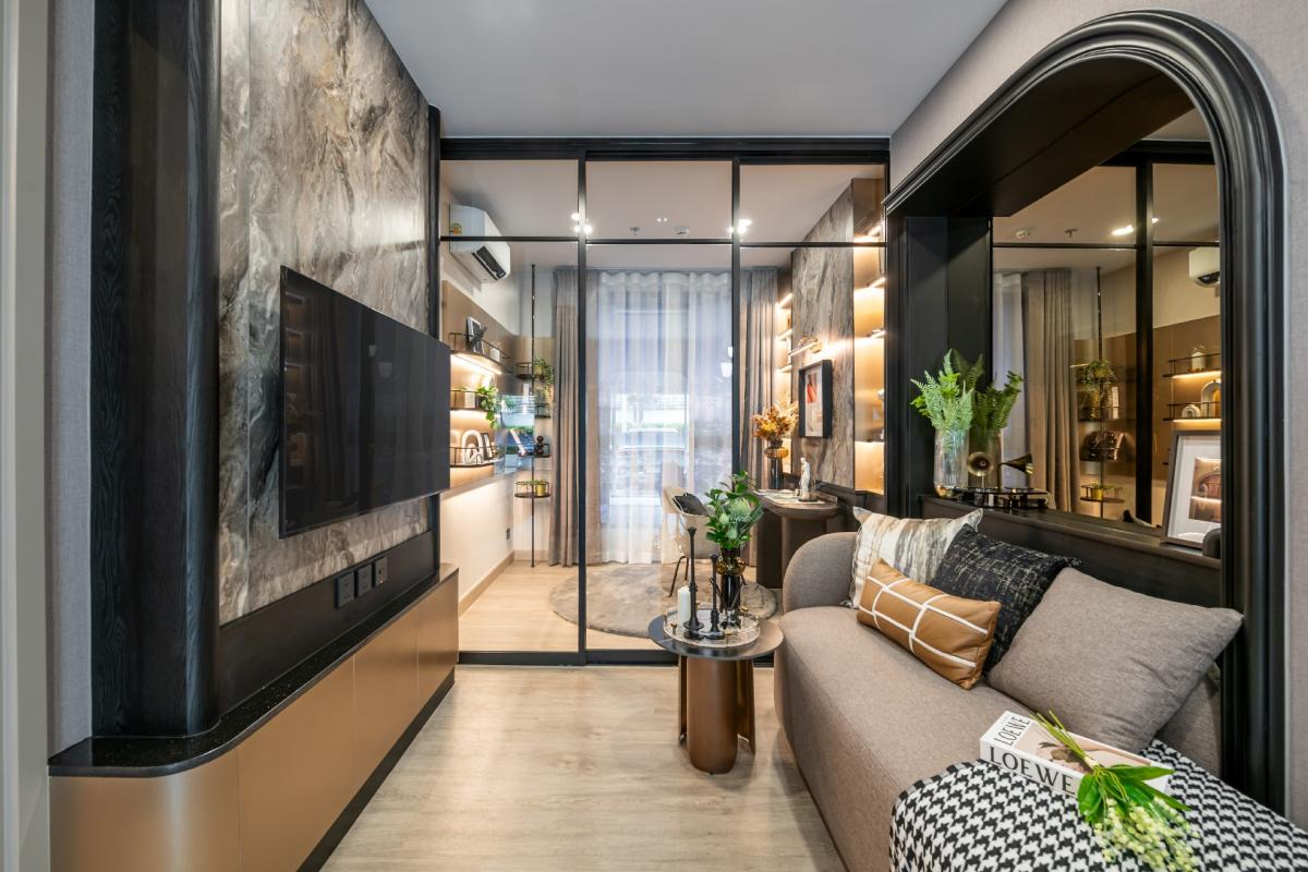 Sale DownCondoWongwianyai, Charoennakor : 🔥 Urgent! The hottest room, selling fast, full view of ICONSIAM + river!🎆 Watch New Year's fireworks from your private room immediately!🏢 1 Bedroom Plus, highest floor, this room has only 1 room per floor!