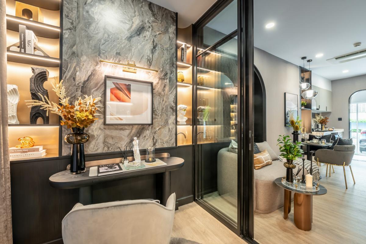 Sale DownCondoWongwianyai, Charoennakor : 🔥 Urgent! The hottest room, selling fast, full view of ICONSIAM + river!🎆 Watch New Year's fireworks from your private room immediately!🏢 1 Bedroom Plus, highest floor, this room has only 1 room per floor!