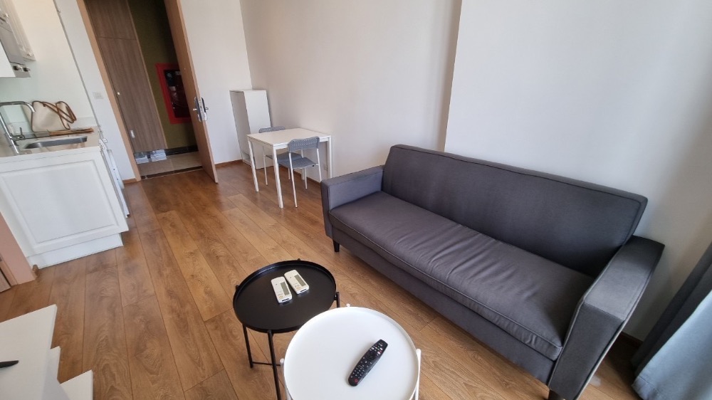 For RentCondoSukhumvit, Asoke, Thonglor : Condo for rent: Noble BE 33, fully furnished condo, ready to move in, close to BTS Phrom Phong and many shopping malls!!