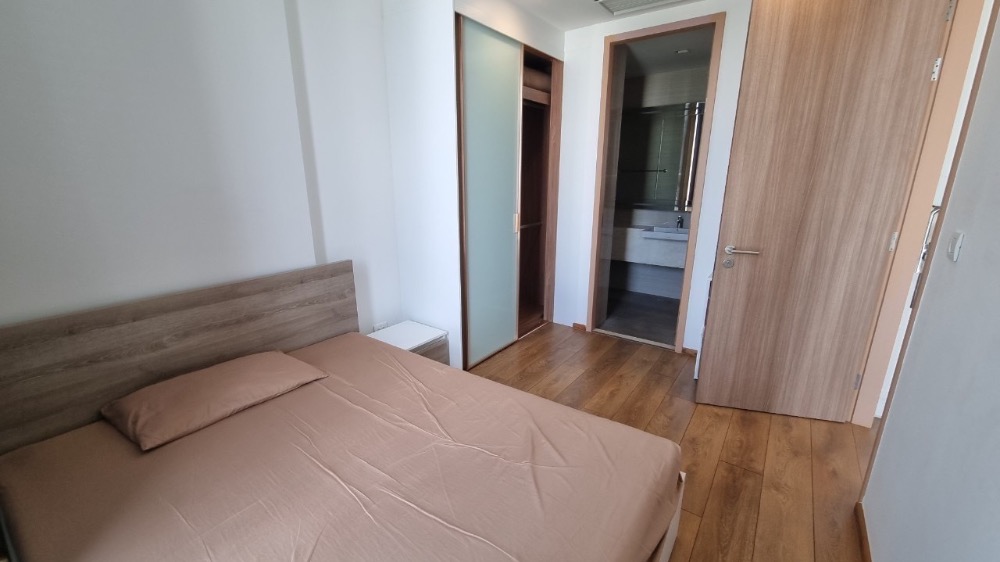 For RentCondoSukhumvit, Asoke, Thonglor : Condo for rent: Noble BE 33, fully furnished condo, ready to move in, close to BTS Phrom Phong and many shopping malls!!