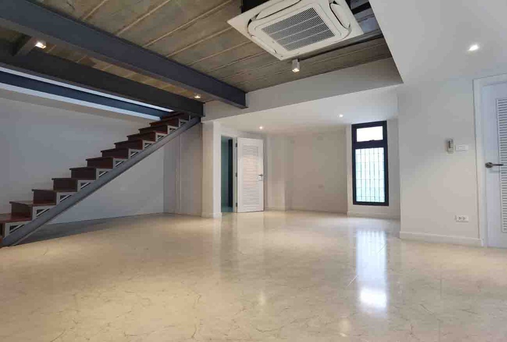 ขายทาวน์โฮมสุขุมวิท อโศก ทองหล่อ : ขายทาวน์เฮาส์ สุขุมวิท 4 BTS นานา คลองเตย กรุงเทพ