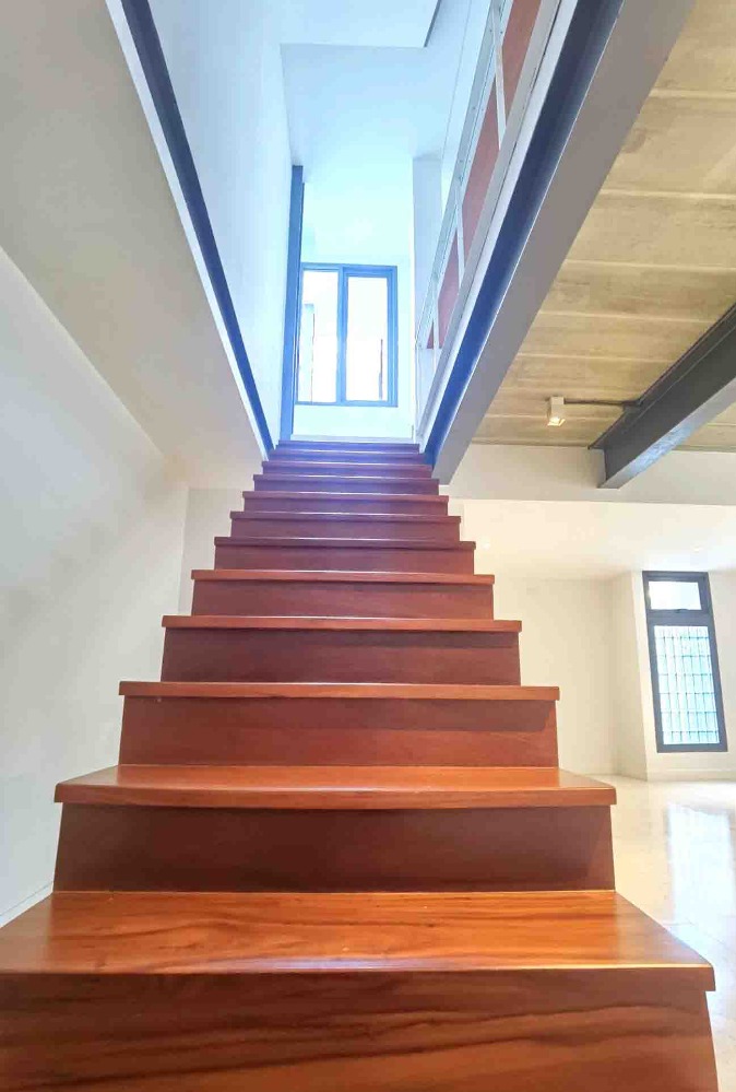 ขายทาวน์โฮมสุขุมวิท อโศก ทองหล่อ : ขายทาวน์เฮาส์ สุขุมวิท 4 BTS นานา คลองเตย กรุงเทพ