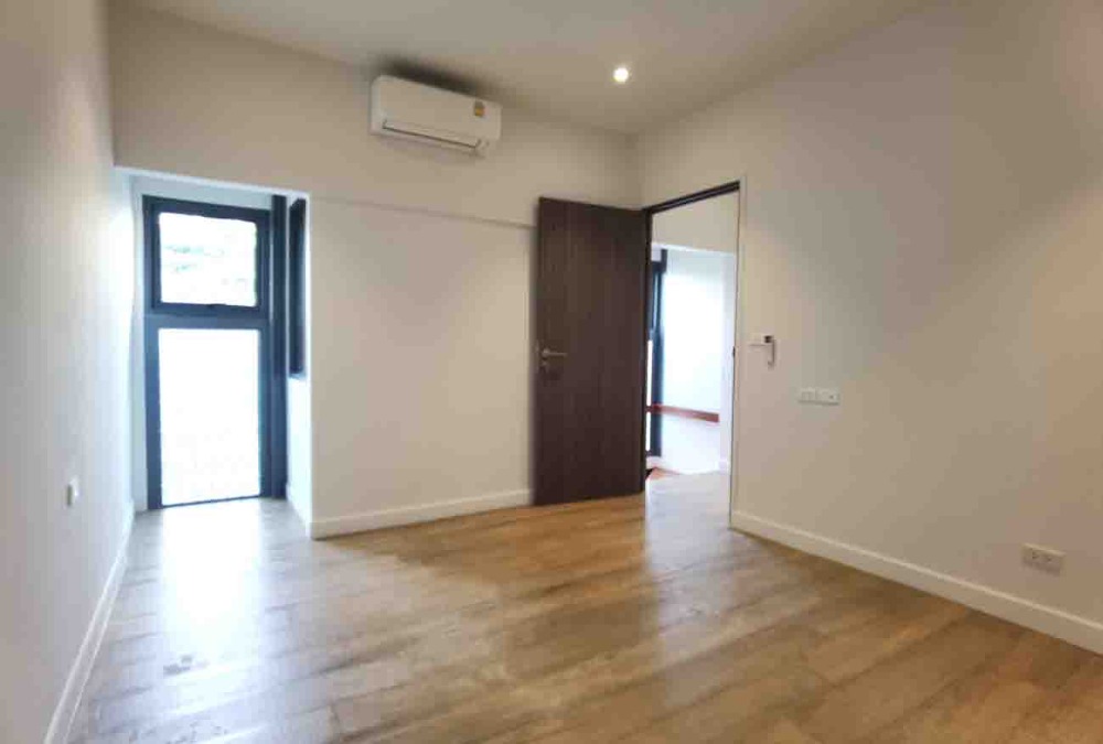 ขายทาวน์โฮมสุขุมวิท อโศก ทองหล่อ : ขายทาวน์เฮาส์ สุขุมวิท 4 BTS นานา คลองเตย กรุงเทพ