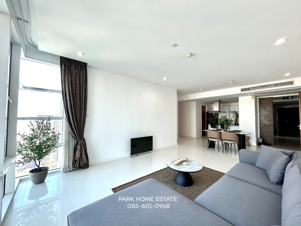 For RentCondoSukhumvit, Asoke, Thonglor : Fullerton Sukhumvit . 2 Bedroom |🐶 well trained pet allowed📞 Line : @pukkhome (with @)