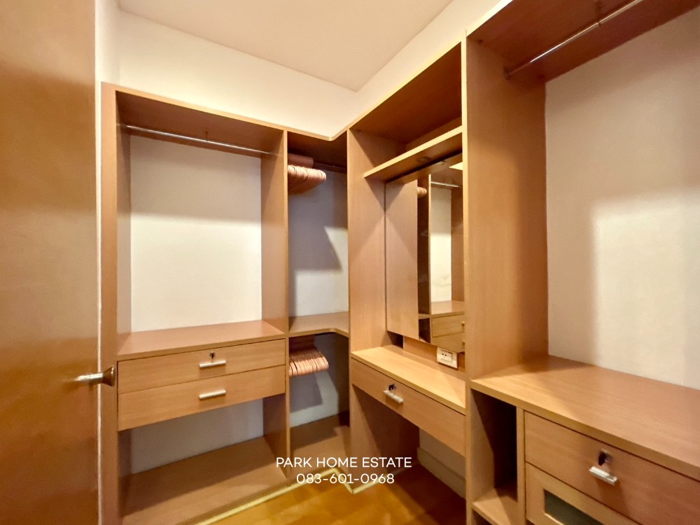 For RentCondoSukhumvit, Asoke, Thonglor : Fullerton Sukhumvit . 2 Bedroom |🐶 well trained pet allowed📞 Line : @pukkhome (with @)