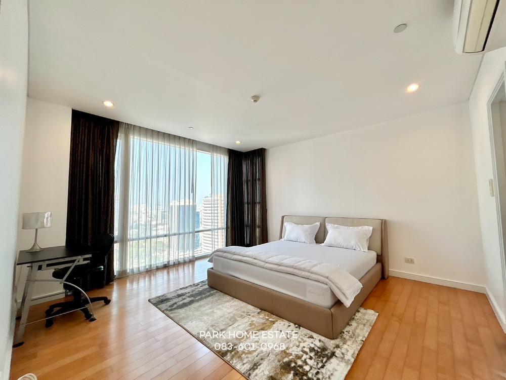 For RentCondoSukhumvit, Asoke, Thonglor : Fullerton Sukhumvit . 2 Bedroom |🐶 well trained pet allowed📞 Line : @pukkhome (with @)