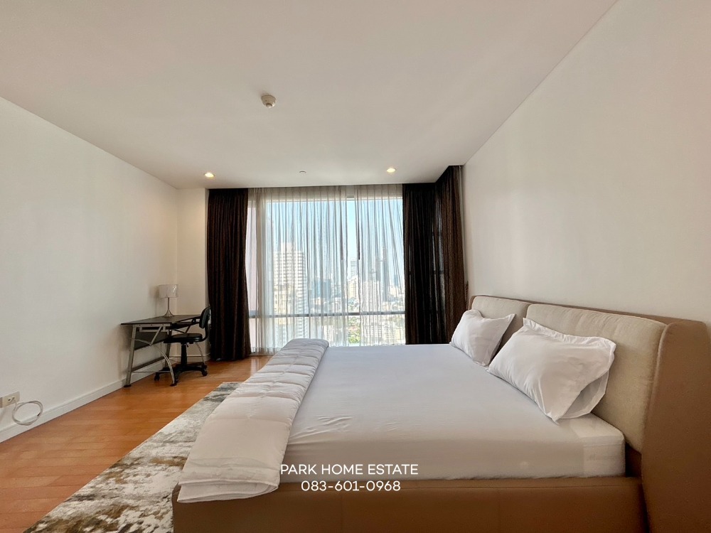 For RentCondoSukhumvit, Asoke, Thonglor : Fullerton Sukhumvit . 2 Bedroom |🐶 well trained pet allowed📞 Line : @pukkhome (with @)