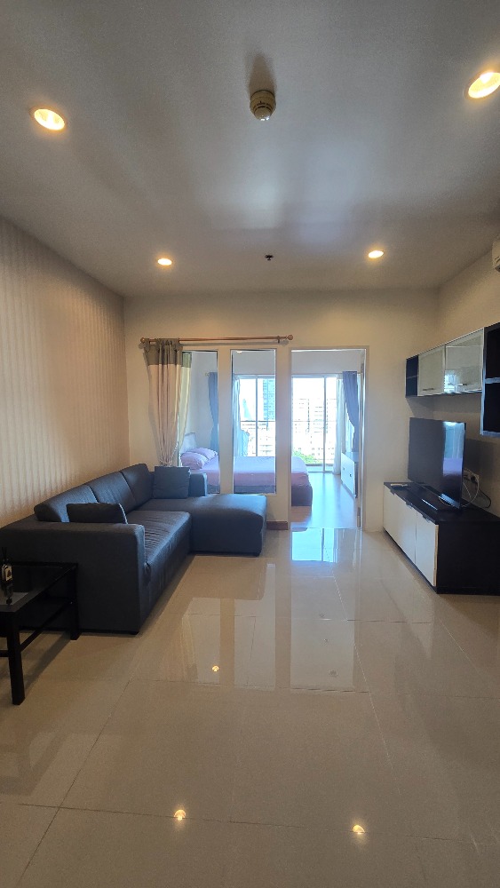 For RentCondoRatchathewi,Phayathai : 🔥For urgent rent🔥The Complete Ratchaprarop, convenient transportation, near BTS Victory Monument 500 m. / near Airport Link 600 m.