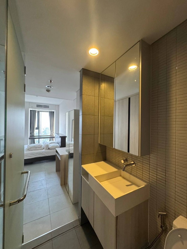 For RentCondoAri,Anusaowaree : 📌2 Bedrooms for rent at Siamese Ratchakru🚅BTS Ari and BTS Sanampao Station