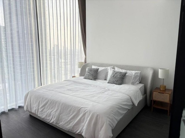 ให้เช่าคอนโดสาทร นราธิวาส : Spacious 2-Bedroom Condo for Rent at Tait Sathorn 12, Just Steps from BTS St. Louis