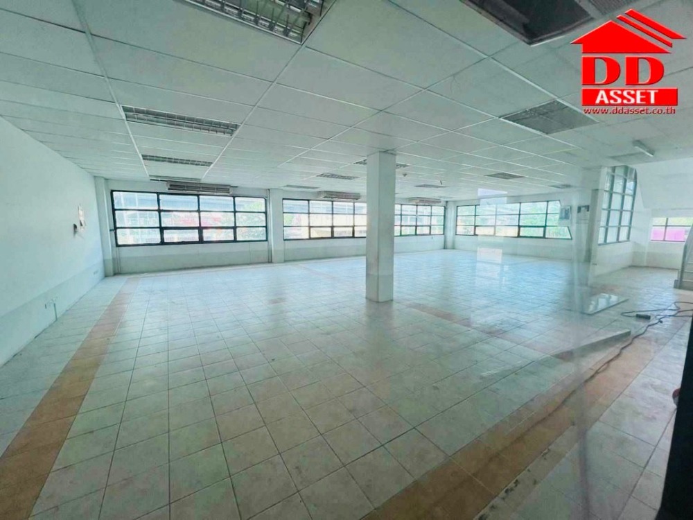 For RentFactoryBangna, Bearing, Lasalle : For rent: Building, factory, warehouse, Bangna-Trad, Km.33, Code: F8023