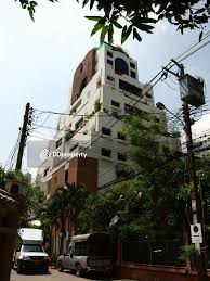 ขายคอนโดวิทยุ ชิดลม หลังสวน : เจ้าของรีบขาย 2 ห้องนอน 120 ตรม. 15.9 ล้าน