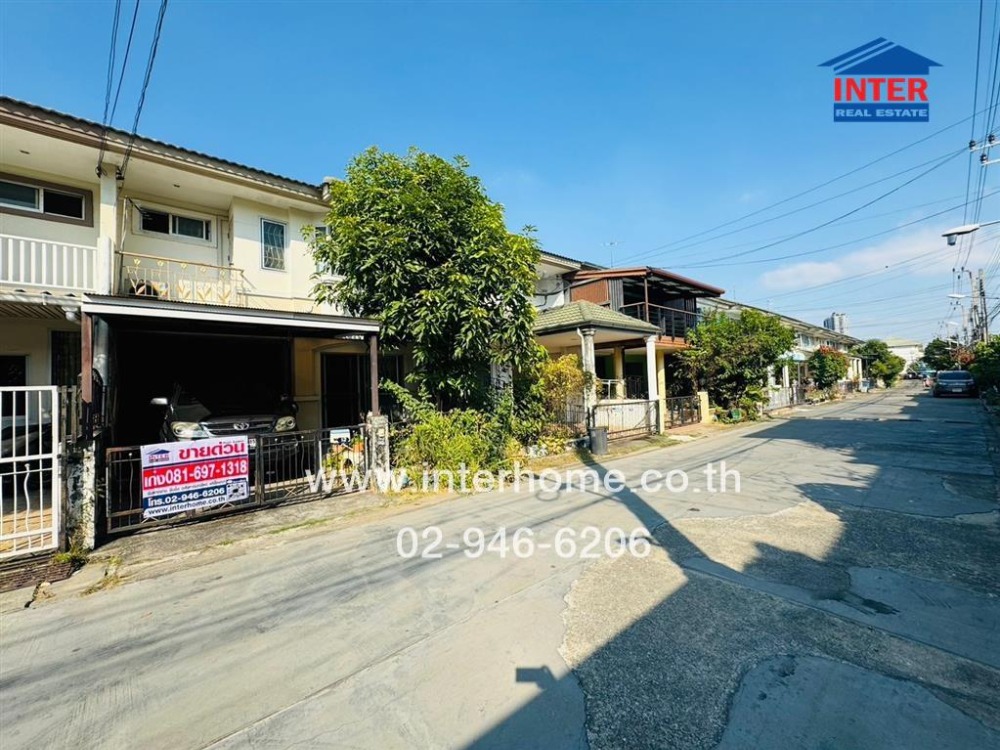 For SaleHouseRattanathibet, Sanambinna : 2-storey townhouse, 22.4 sq.w., Supalai Ville Village, Soi Tiwanon 25, Intersection 12, Tiwanon Road, Rattanathibet Road, Mueang Nonthaburi, Nonthaburi