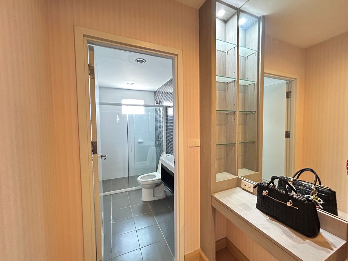 ขายทาวน์โฮมเอกชัย บางบอน : ขายทาวน์โฮมพร้อม คาเฟ่ทำ เดลิเวอรี่ พฤกษาวิลล์ 68 พระราม 2 – ท่าพระ (หลังมุม) 093 296 2878 ที่จอดรถ 3-4 คัน