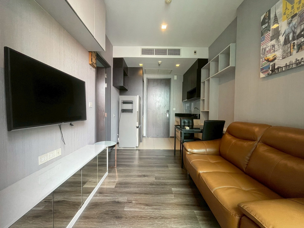 ให้เช่าคอนโดสุขุมวิท อโศก ทองหล่อ : ปล่อยเช่าคอนโด Edge สุขุมวิท 23 I 1-BR เฟอร์+เครื่องใช้ไฟฟ้าครบ ใกล้🚆BTS  อโศก / MRT สุขุมวิท