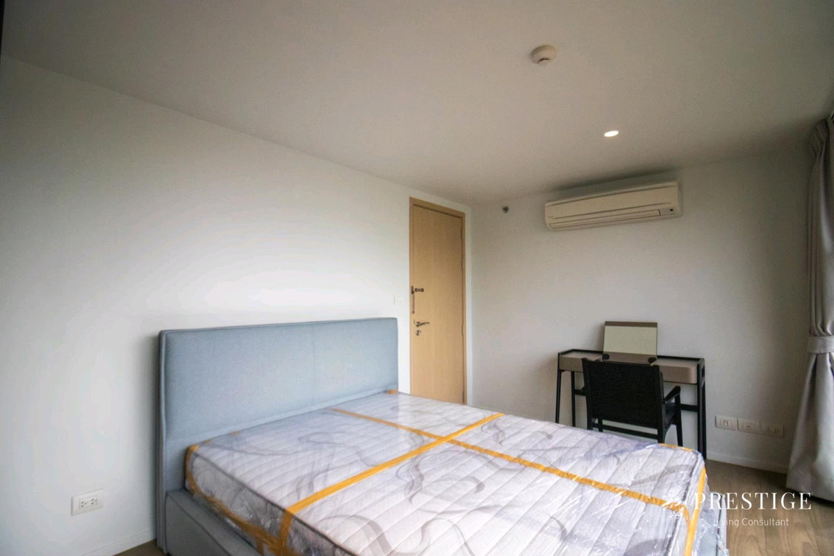 ให้เช่าคอนโดสีลม ศาลาแดง บางรัก : 📌For RENT เช่า | The Lofts Silom  2BR (71 sqm) Special unit with Private Garden 68,000 THB/month