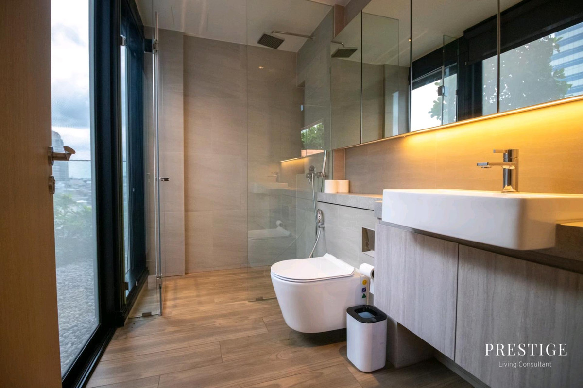 ให้เช่าคอนโดสีลม ศาลาแดง บางรัก : 📌For RENT เช่า | The Lofts Silom  2BR (71 sqm) Special unit with Private Garden 68,000 THB/month