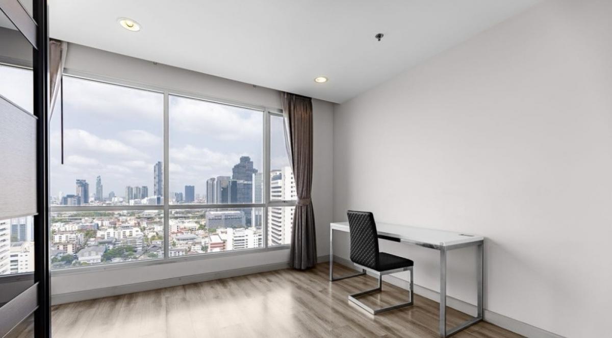 ขายคอนโดสาทร นราธิวาส : ⭐️(A0085) For Sale 🏢CENTRIC SATHORN ST.LOUIS Price 19.5 mb