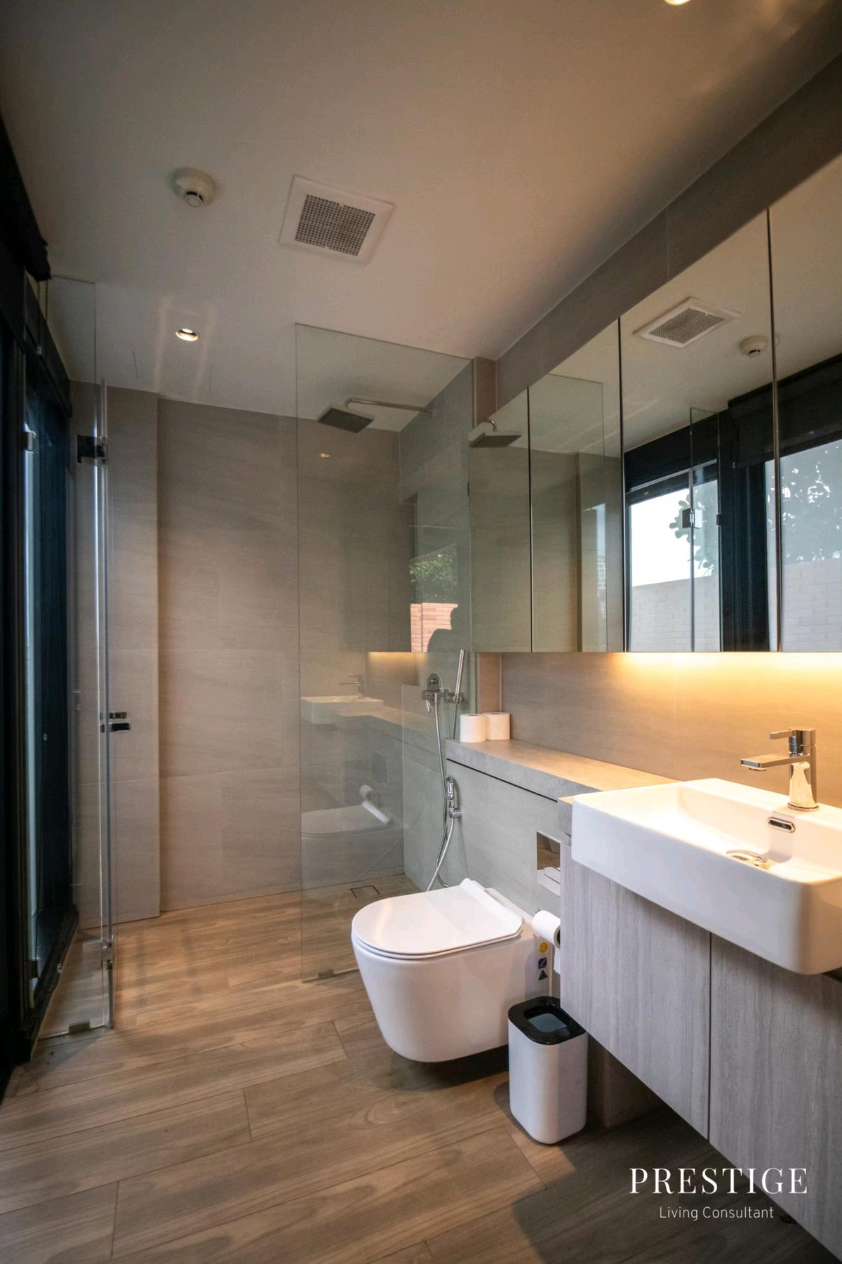 ให้เช่าคอนโดสีลม ศาลาแดง บางรัก : 📌For RENT เช่า | The Lofts Silom  2BR (71 sqm) Special unit with Private Garden 68,000 THB/month