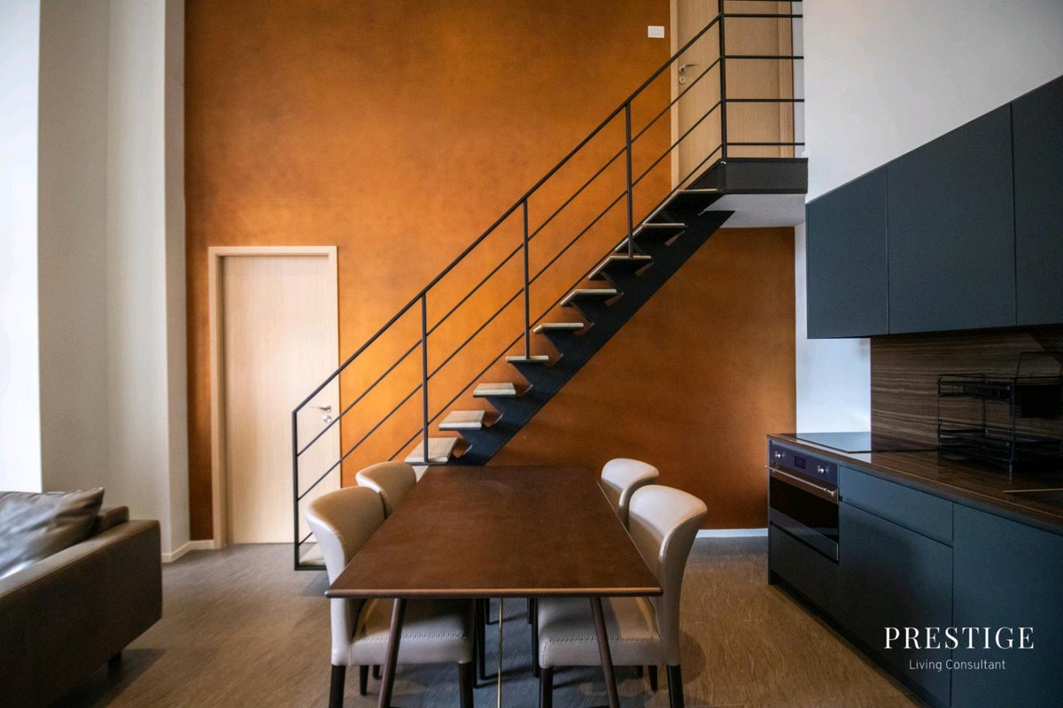 ให้เช่าคอนโดสีลม ศาลาแดง บางรัก : 📌For RENT เช่า | The Lofts Silom  2BR (71 sqm) Special unit with Private Garden 68,000 THB/month