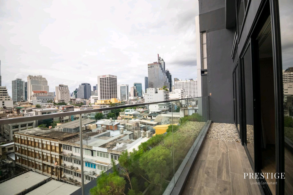 ให้เช่าคอนโดสีลม ศาลาแดง บางรัก : 📌For RENT เช่า | The Lofts Silom  2BR (71 sqm) Special unit with Private Garden 68,000 THB/month