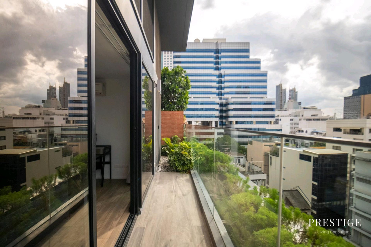ให้เช่าคอนโดสีลม ศาลาแดง บางรัก : 📌For RENT เช่า | The Lofts Silom  2BR (71 sqm) Special unit with Private Garden 68,000 THB/month