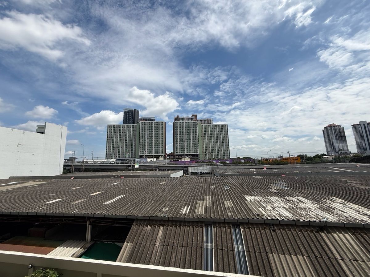 For RentCondoPattanakan, Srinakarin : Condo for rent Asgarn Place Srinakarin, the room on the 2nd floor, size 26.31 sqm, near Tesco Lotus Phatthanakan 10min walk to  BTS huamak