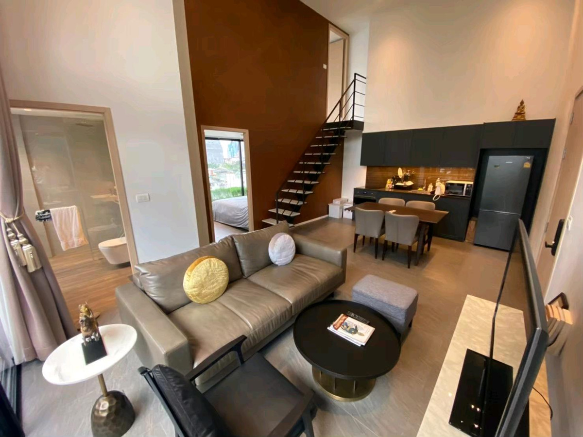 ให้เช่าคอนโดสีลม ศาลาแดง บางรัก : 📌For RENT เช่า | The Lofts Silom  2BR (71 sqm) Special unit with Private Garden 68,000 THB/month