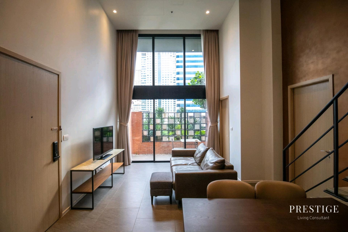 ให้เช่าคอนโดสีลม ศาลาแดง บางรัก : 📌For RENT เช่า | The Lofts Silom  2BR (71 sqm) Special unit with Private Garden 68,000 THB/month