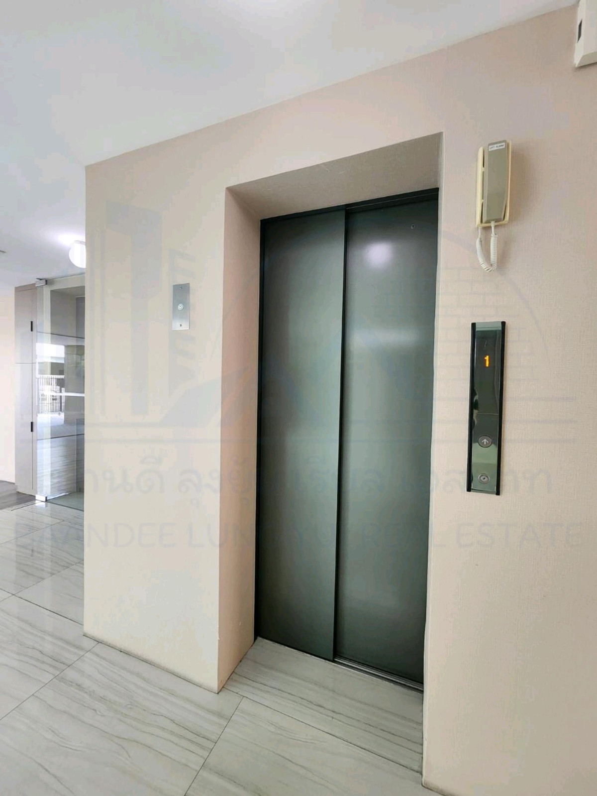 ให้เช่าโฮมออฟฟิศพระราม 9 เพชรบุรีตัดใหม่ RCA : ให้เช่า Home Office มีลิฟท์ พระราม9 เดินถึง The nine Rama 9💫🧑🏻‍🎄🧑🏻‍🎄家庭办公室出租，有电梯，Rama 9，步行可到 The Rama 9